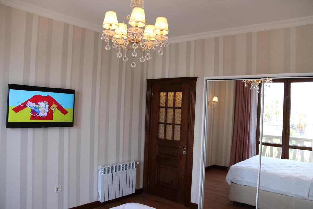 Odisea Apart Hotel Batumi Ngoại thất bức ảnh