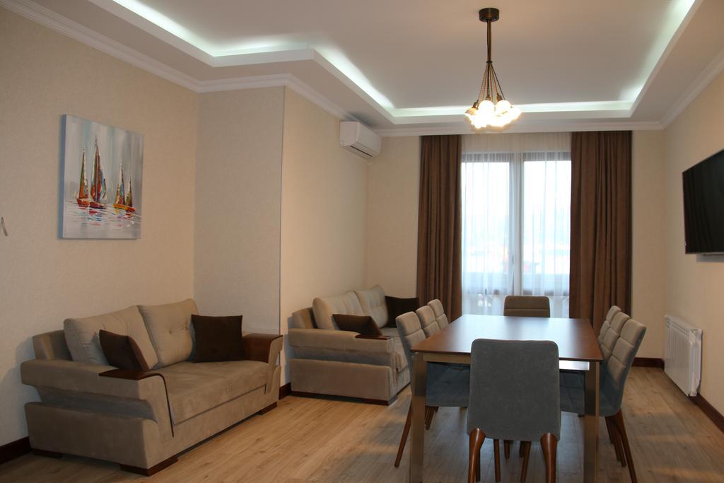 Odisea Apart Hotel Batumi Ngoại thất bức ảnh