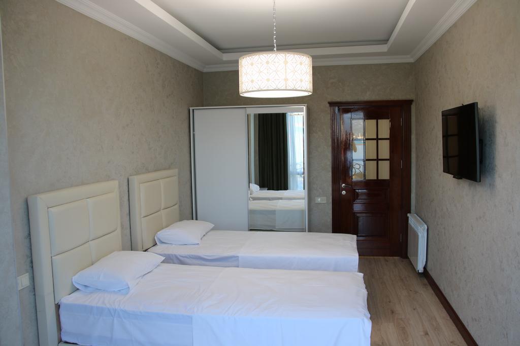 Odisea Apart Hotel Batumi Ngoại thất bức ảnh