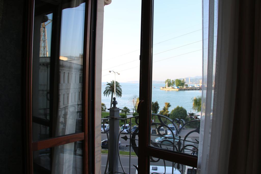 Odisea Apart Hotel Batumi Ngoại thất bức ảnh