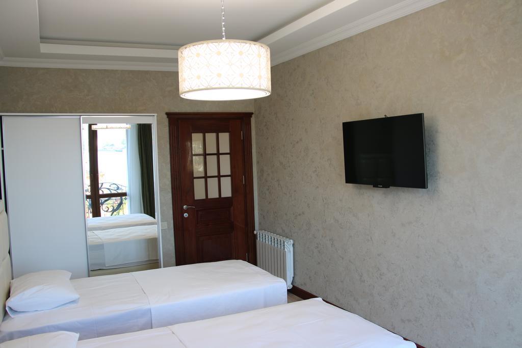 Odisea Apart Hotel Batumi Ngoại thất bức ảnh
