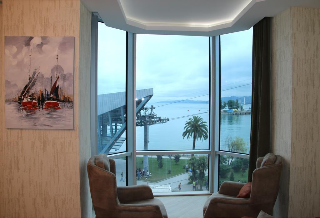 Odisea Apart Hotel Batumi Ngoại thất bức ảnh