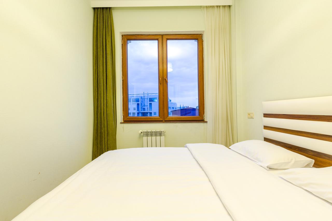 Odisea Apart Hotel Batumi Phòng bức ảnh