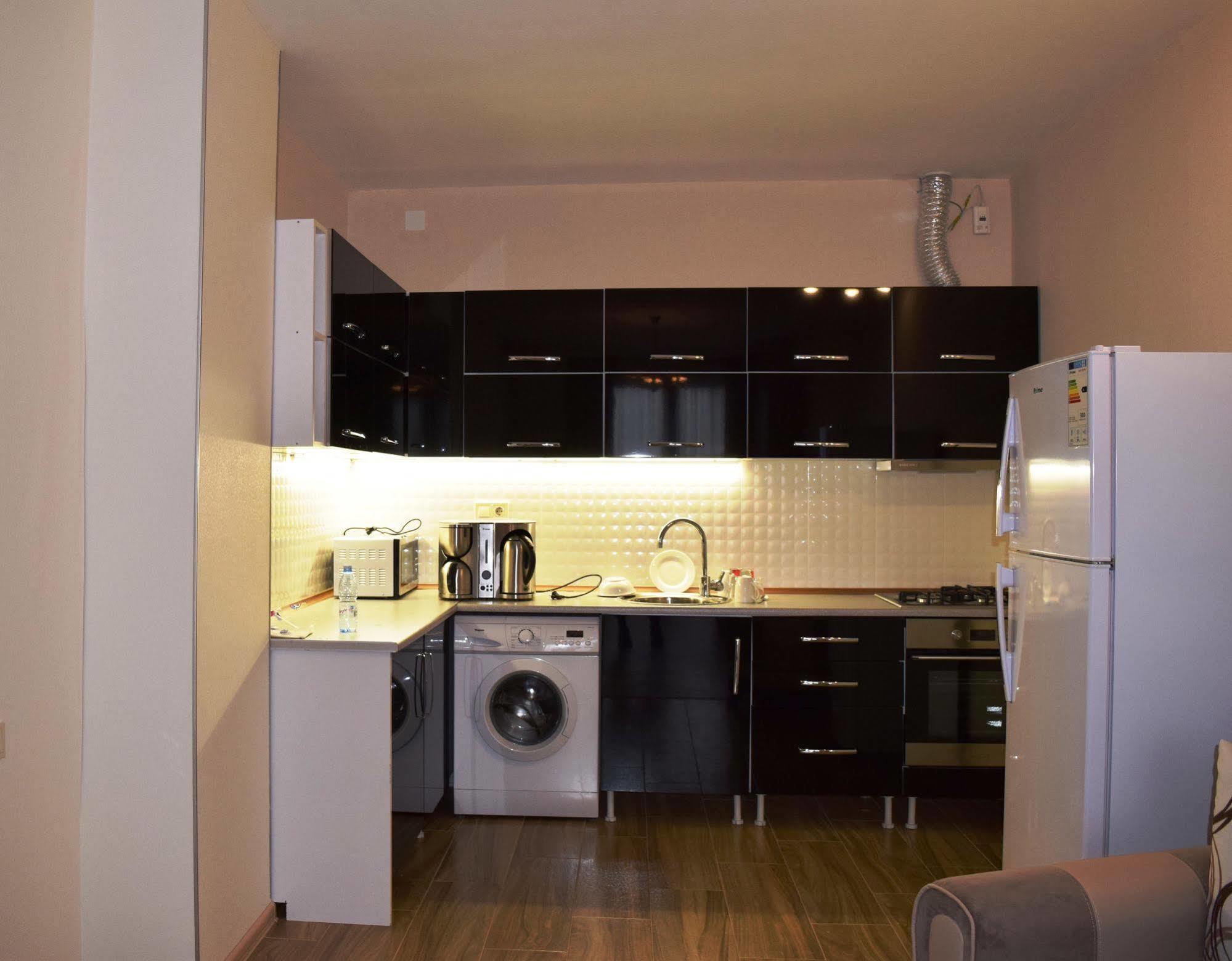 Odisea Apart Hotel Batumi Ngoại thất bức ảnh
