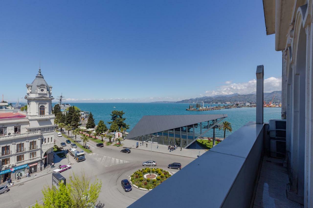 Odisea Apart Hotel Batumi Ngoại thất bức ảnh