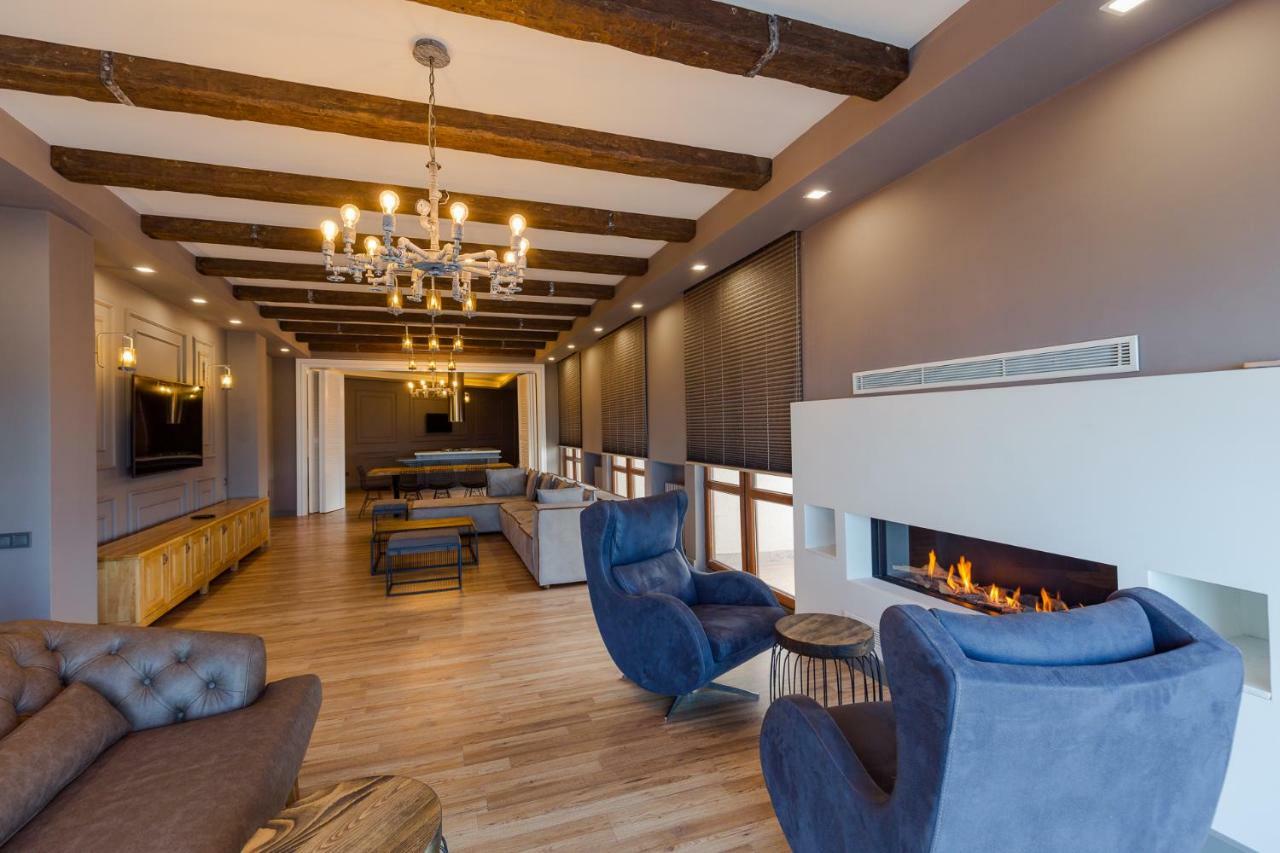 Odisea Apart Hotel Batumi Ngoại thất bức ảnh